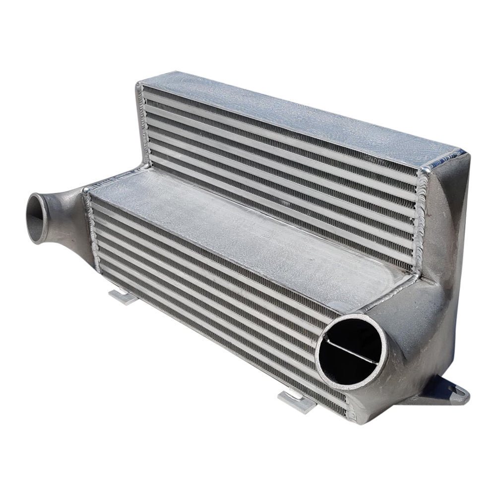 SteamSpeed BMW E9X-Chassis Race Intercooler w/ 7.5" High-Density Core